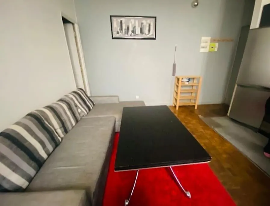 Appartement Apparemment Clichy Proche Paris 0*,  France